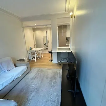 Charmant Appartement Alesia Paris Exterior photo